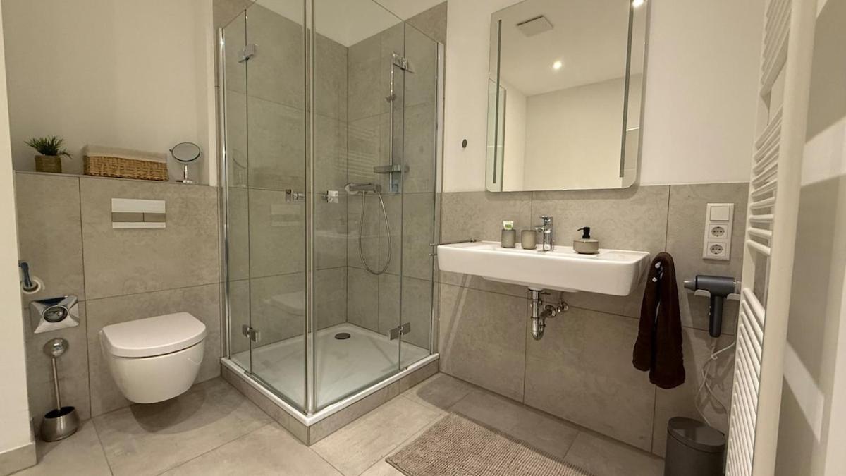 Penthouse With Roof Terrace - Central, Quiet Location *