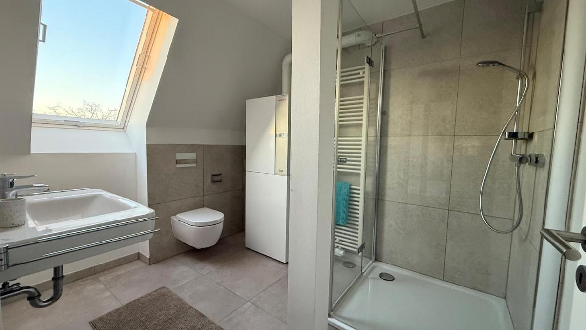 Apartment Penthouse With Roof Terrace - Central, Quiet Location Hannover