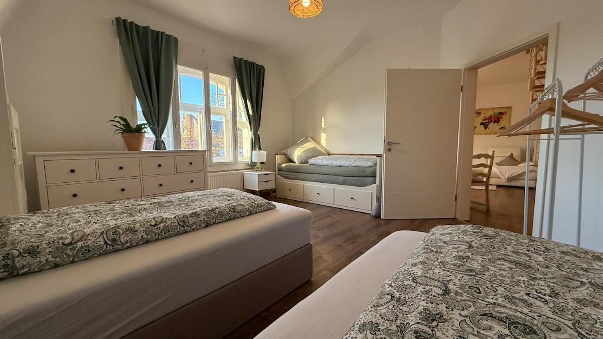 Penthouse With Roof Terrace - Central, Quiet Location Hannover