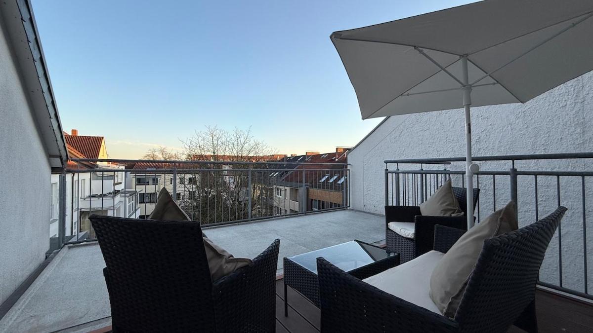Apartment Penthouse With Roof Terrace - Central, Quiet Location Hannover